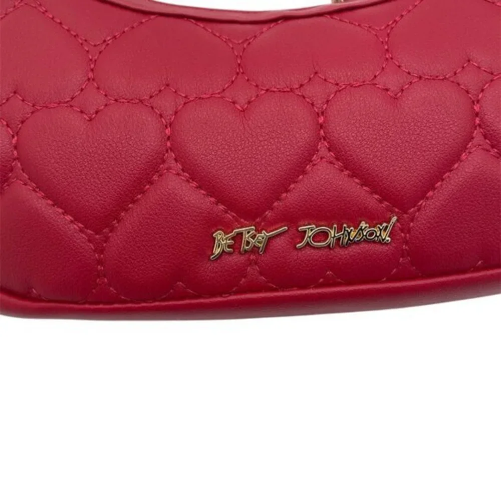 BETSEY JOHNSON‎ Quilted Heart Shoulder Bag/Heart Buckle  NWT Red Fuzzy Heart